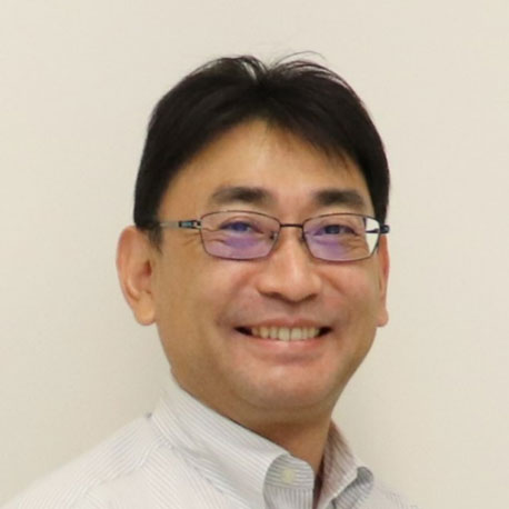 岡崎 信也氏